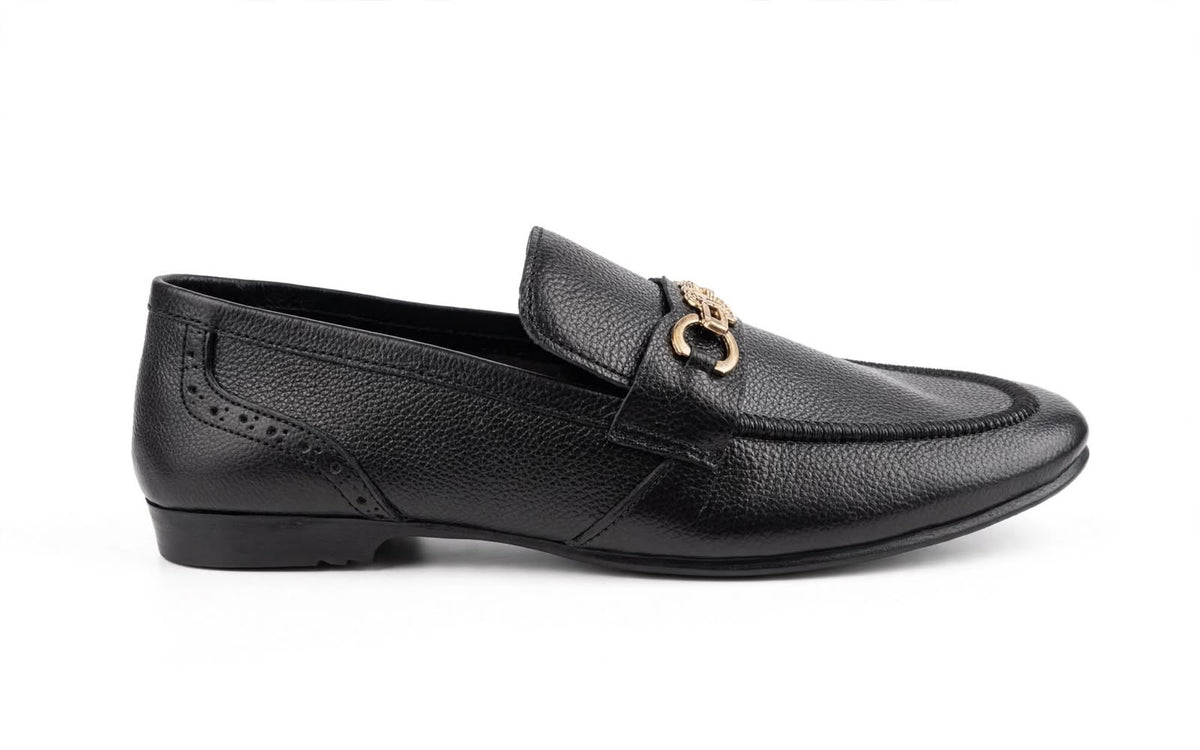 Black pebbled leather loafers with gold chain buckle-premium formal shoes for men